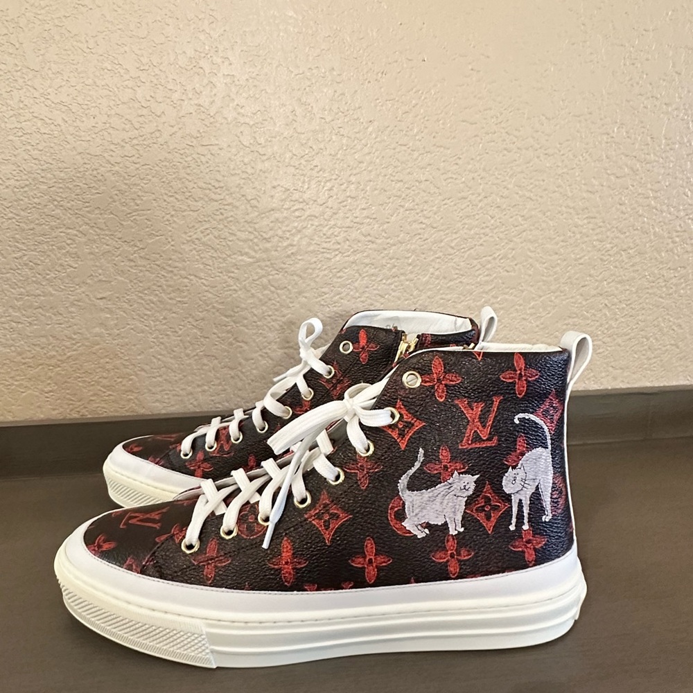 Louis Vuitton Catogram Sneakers
